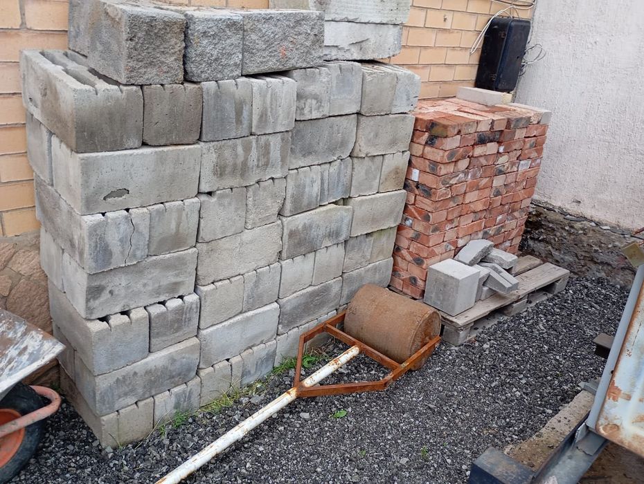 Продам кирпич красный