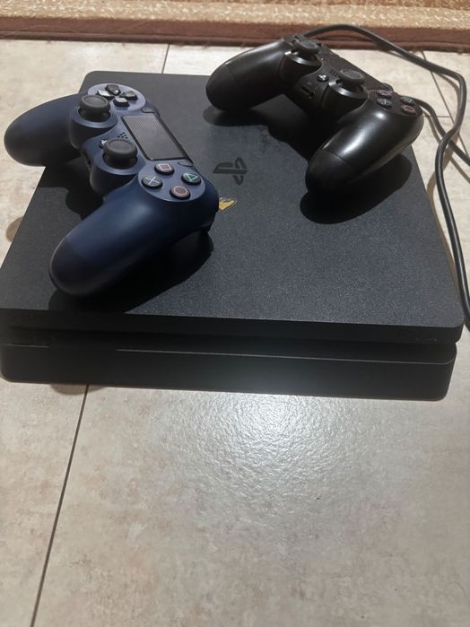 Ps4 slim in stare buna