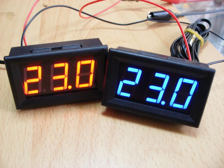 Панелен LED / LCD термометър -50 - +110 ° C със сонда червен/син/зелен