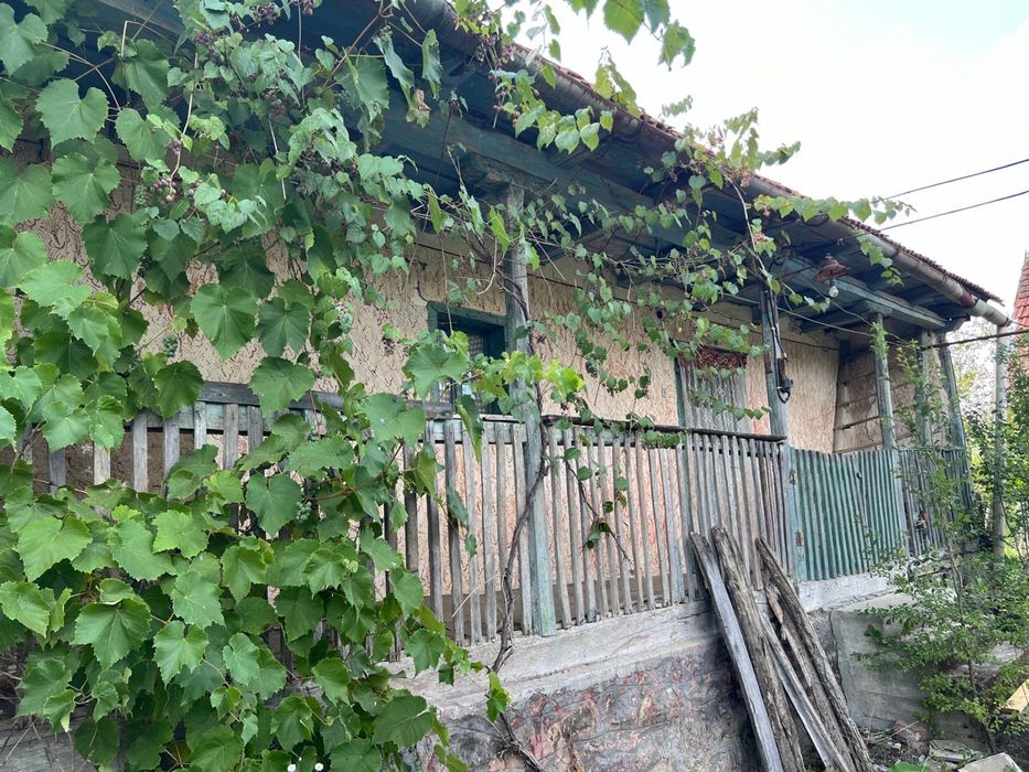 Casă în zonă pitorească, Pătârș, Județ Arad