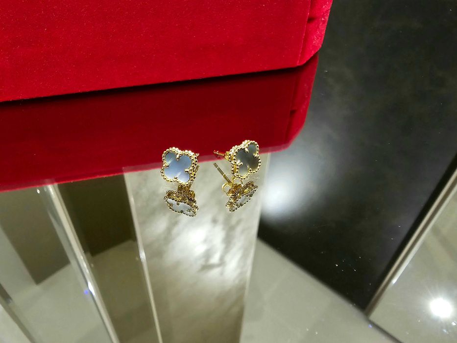 Van Cleef & Arpels VCA Gold Grey Mother Sweet Alhambra Дамски Обеци