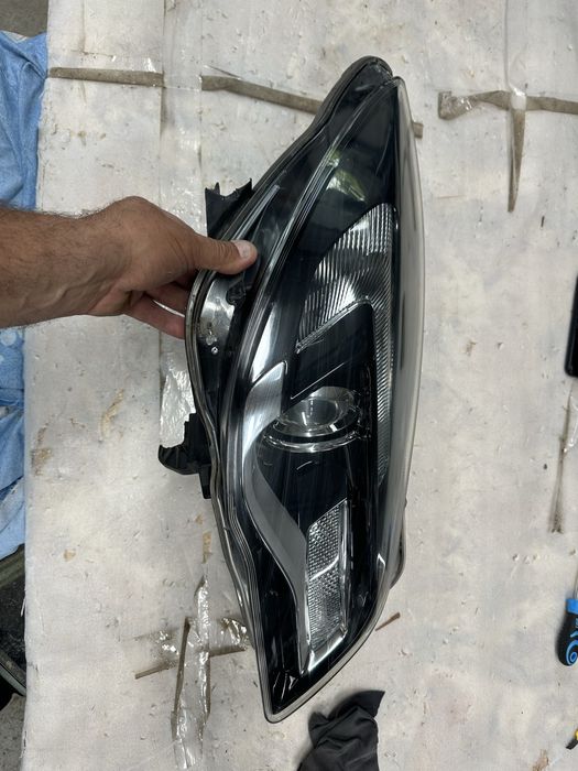 Far dreapta opel insignia.cod:1el011165-02.