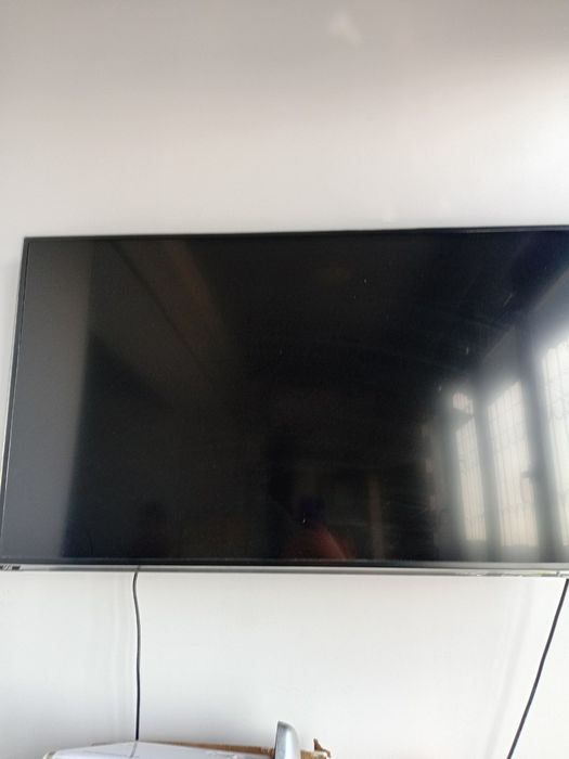 42 artel led televizor  sotiladi
