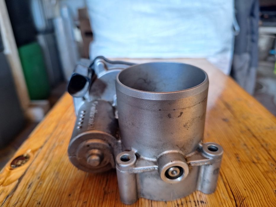 Дроселова Клапа Continental За Audi VW AG 1,4 TSI  2010-2017 Година