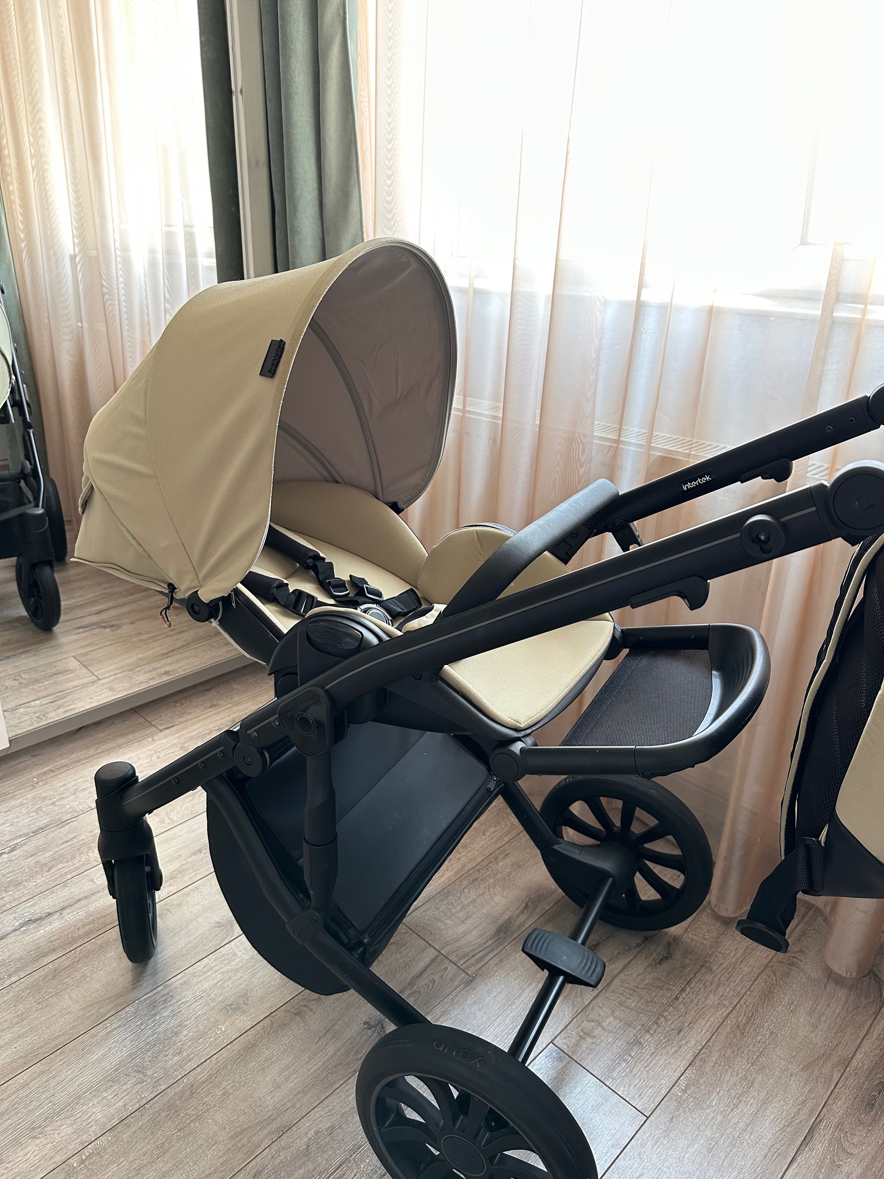 Cărucior Anex m/type