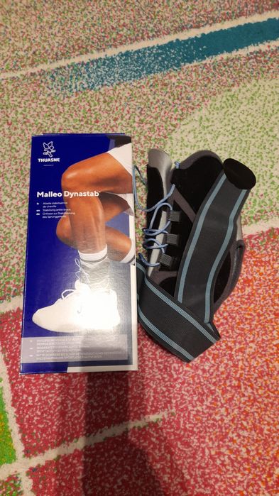 Vând orteza  gleznă  fixa  și mobilă