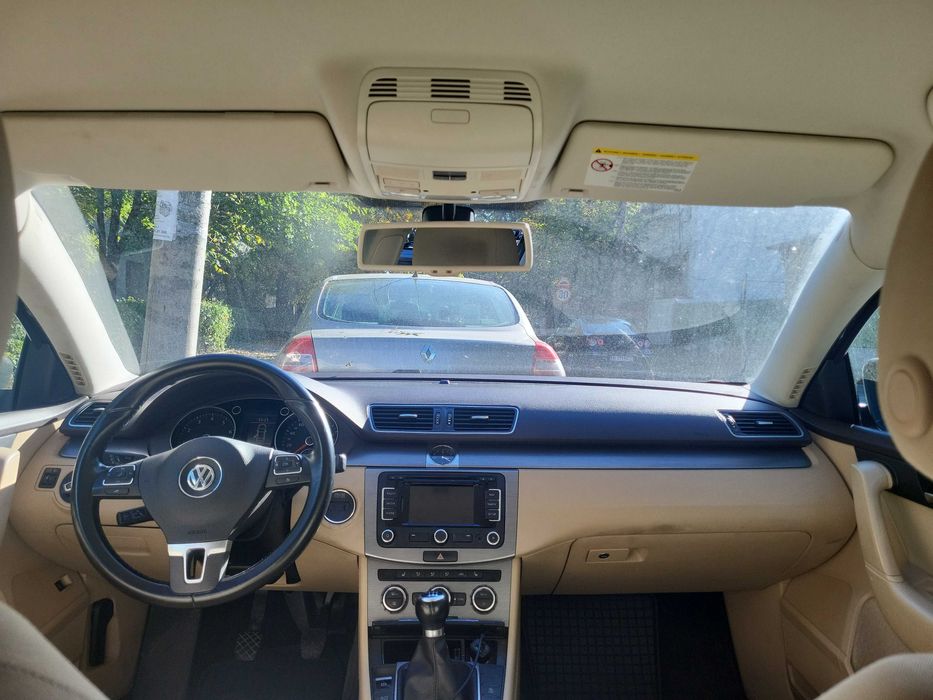 Vand auto VW Passat, An 2012, 1390 cm3,  122 CP,  242.948 km