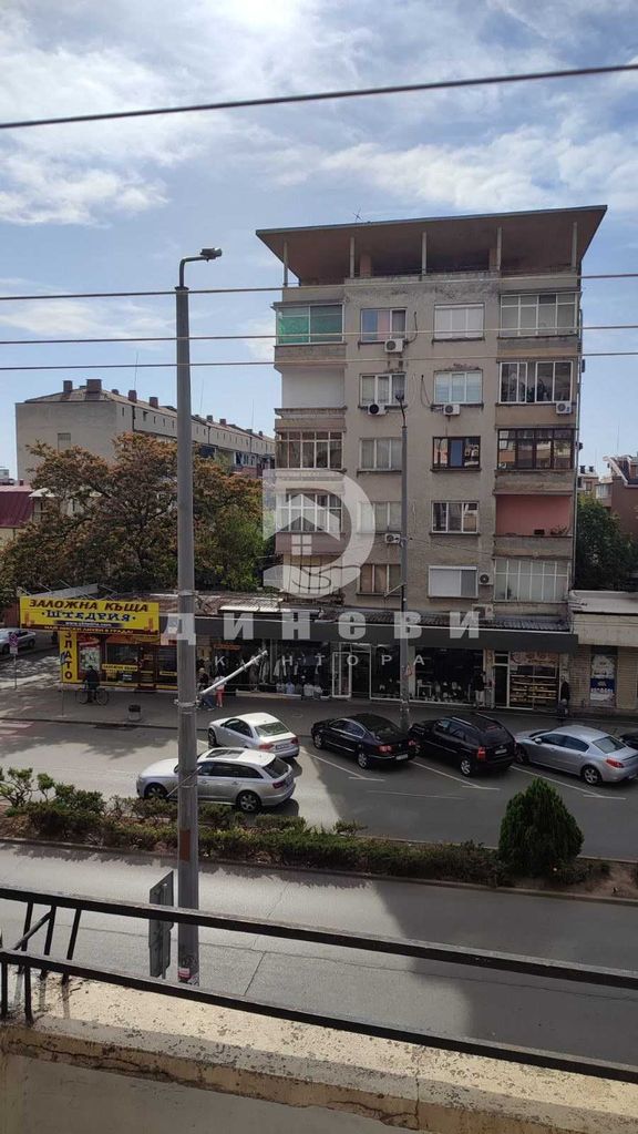 Дава се под наем Тристаен апартамент в Стара Загора, Център - 72 кв.м за 484.5 € - Снимка #6