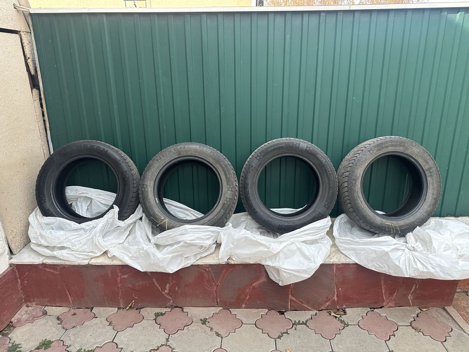 Продам Шины 215/60/16