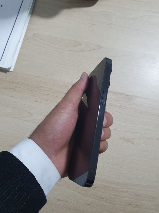 Aphone 14 pro сотилади идеал холатда хеч қанде айиби ёқ  нархи 600$