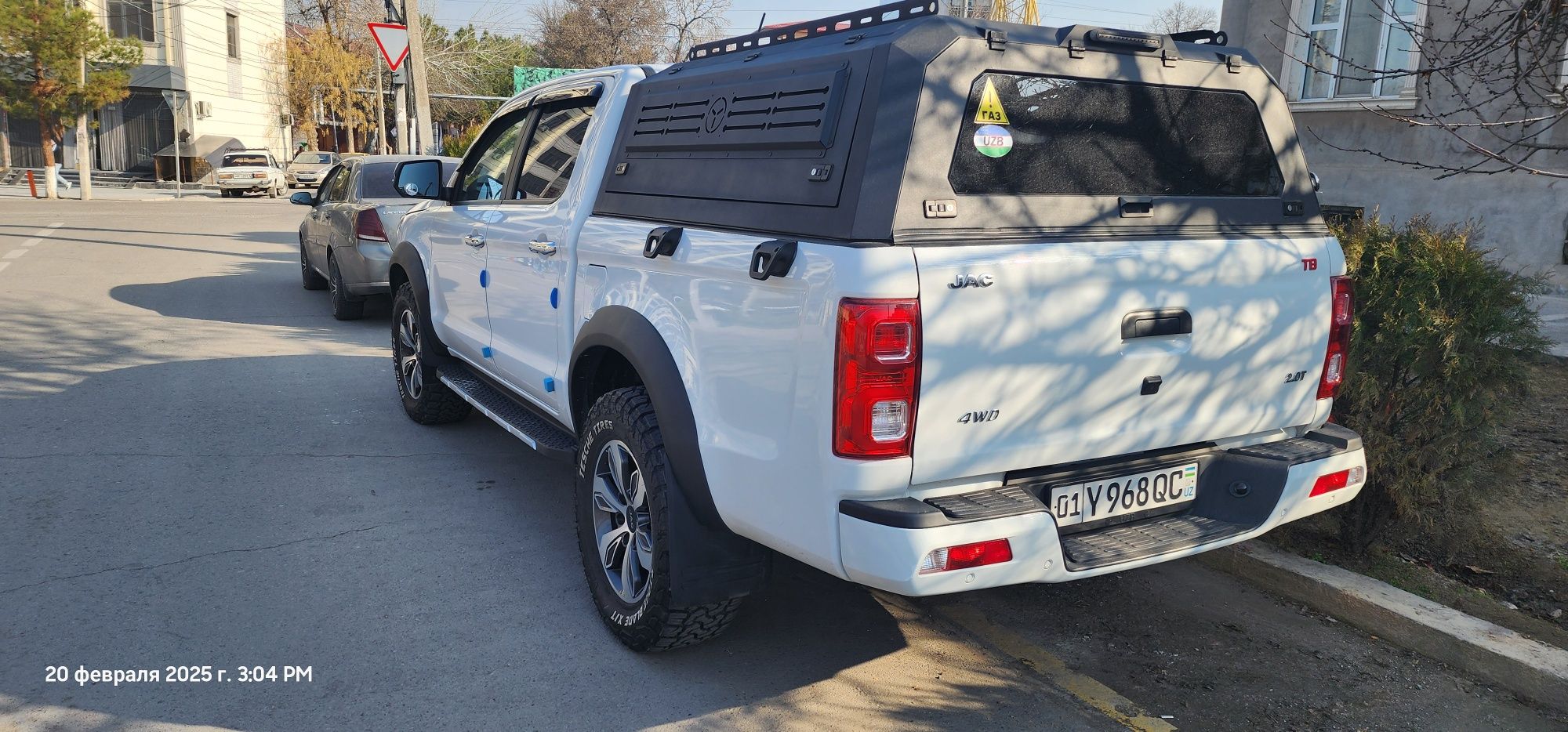 JAC T8 внедорожник ўзимники