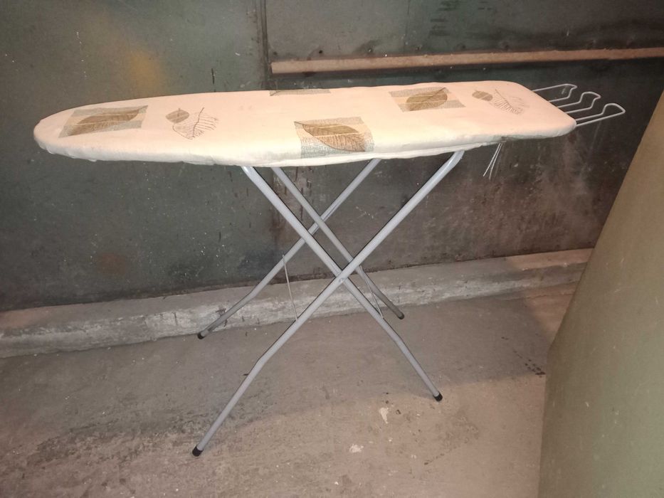 Masa mese de calcat pliabila