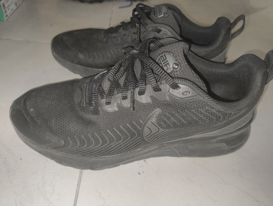 Маратонки 44-45 Nike, Adidas по 40лв
