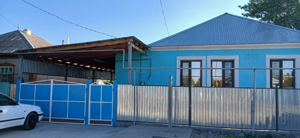 Частный дом  продаётся в городе Каратау