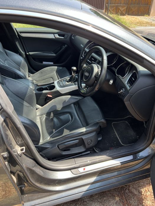 Dezmembrez Audi A5 facelift CGLC culoare LZ7S