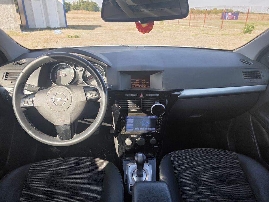 Vand opel astra h gtc 1.6 automat