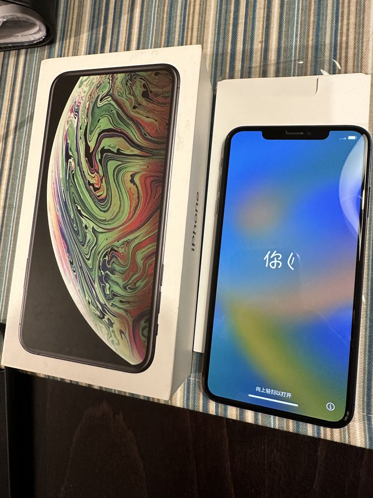 iPhone Xs Max 256GB Space Gray