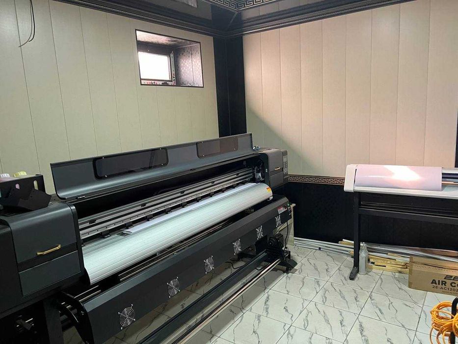 Тайлок туман марказида ишлаб турган фаолияти мавжуд бино сотилади .