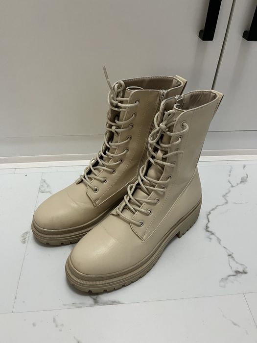 Бежови Кожени боти About You