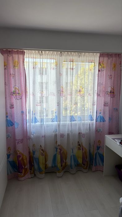 Perdea Disney camera copii