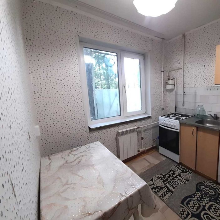 Продам 2-х комнатную квартиру в районе юбилейного магазина!