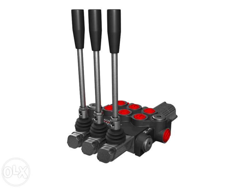 Distribuitor hidraulic 40 l/min 3 sectiuni cu flotant