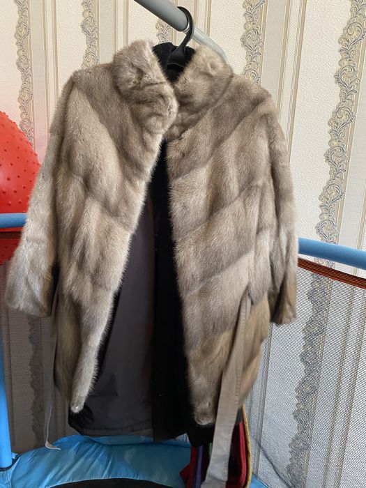 Шуба сатылады 450 мыңға алынған , 250мыңға беремін