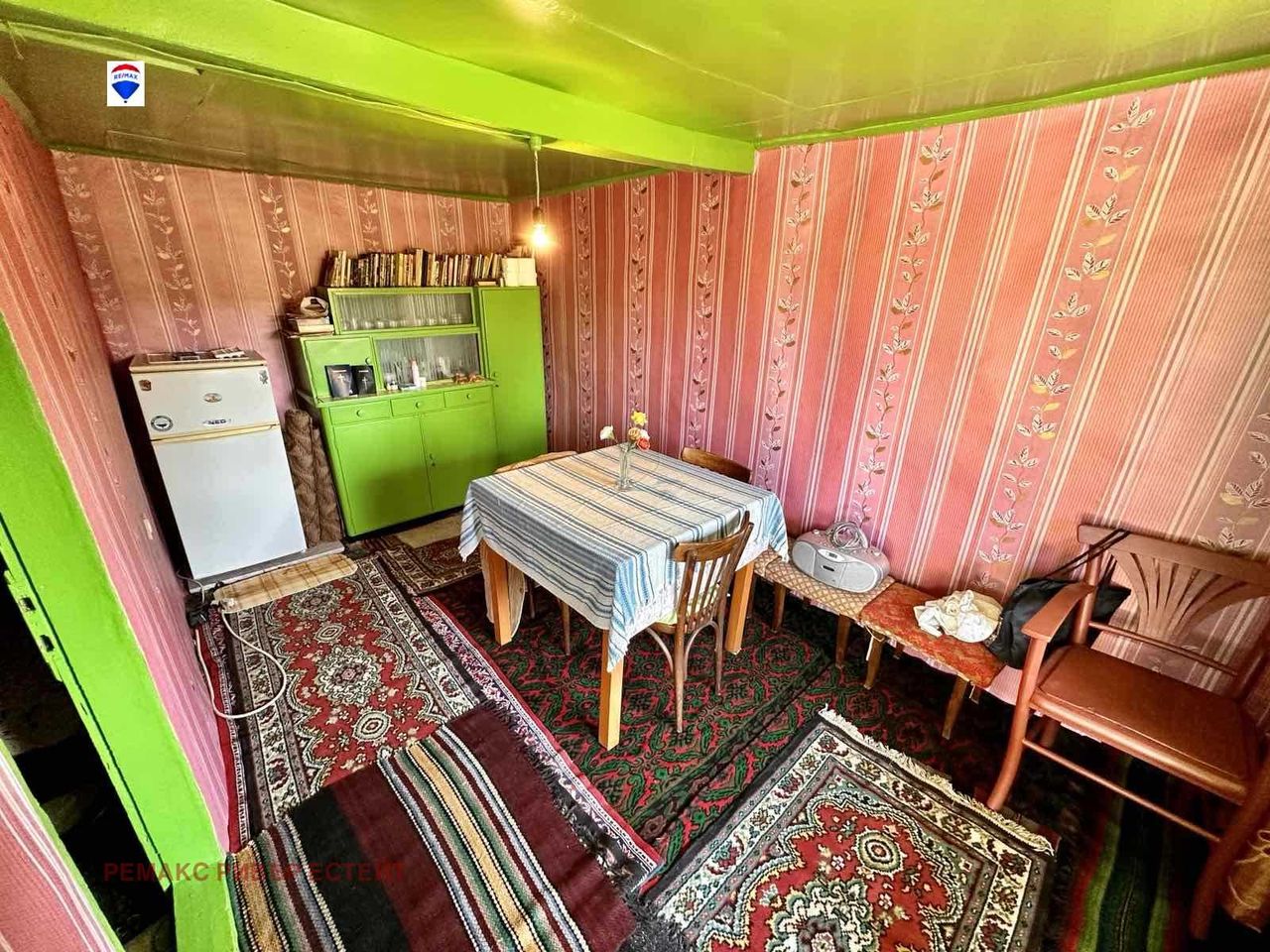 Продава се Къща в с. Костанденец, Област Разград - 55 кв.м за 257 €/кв.м - Снимка #3