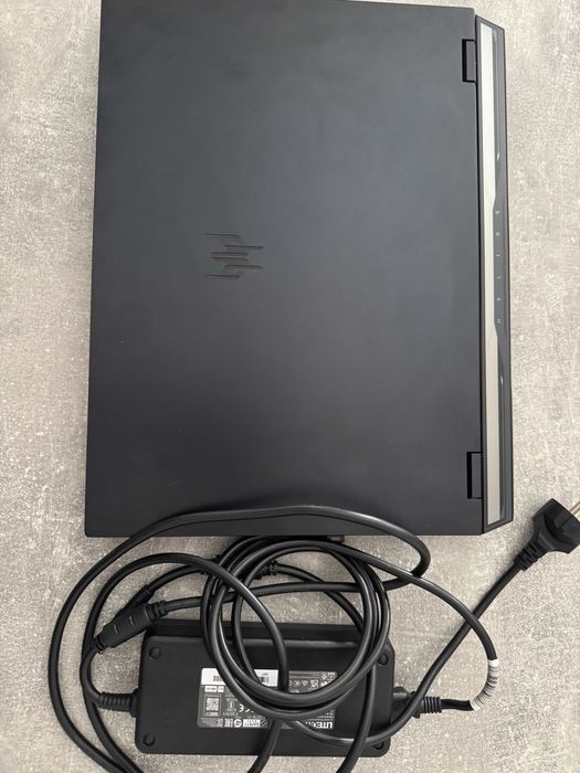 ACER Predator Helios 18 PH18-72-90U4 (RTX 4080)