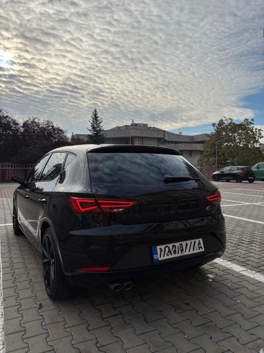 Seat Leon FR  an fabricatie 2018, distronic