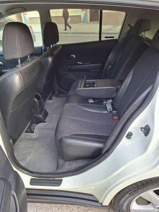 Nissan tiida 2009 Avtomat
