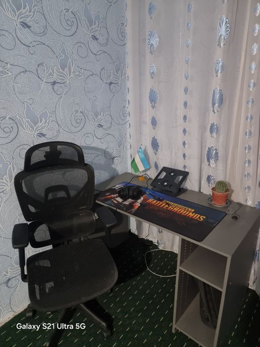 Gaming kreslo. Stol. Kovrik.Gaming klavitura.Gaming Quloqchin