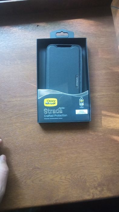 Продам чехол на Samsung galaxy s20 ultra