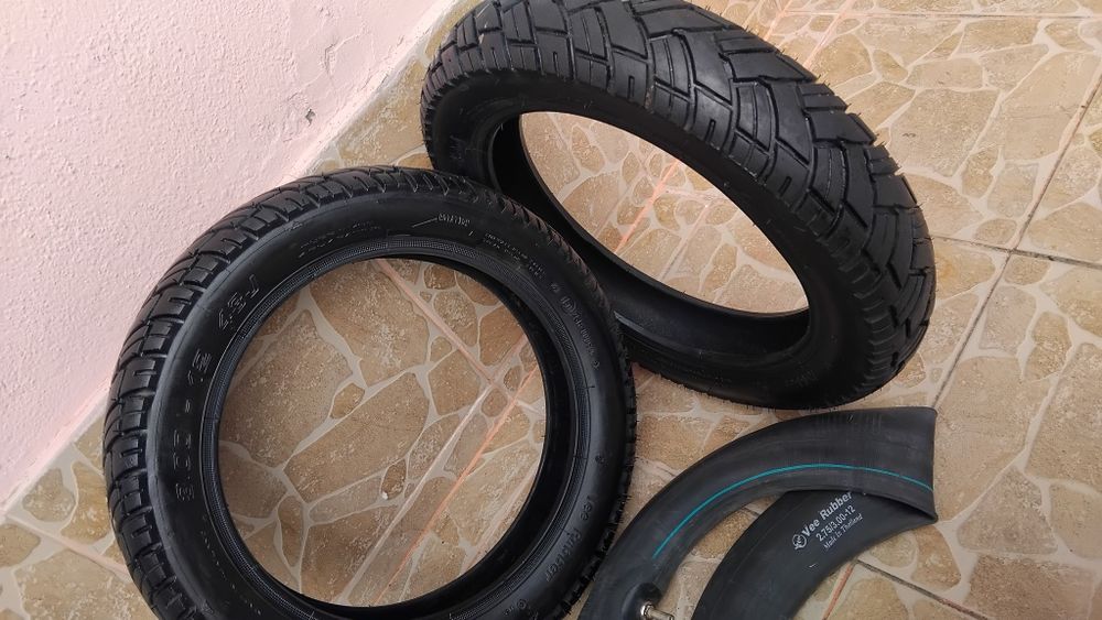 Cauciuc pentru tuc tuc triciclu plus o camera