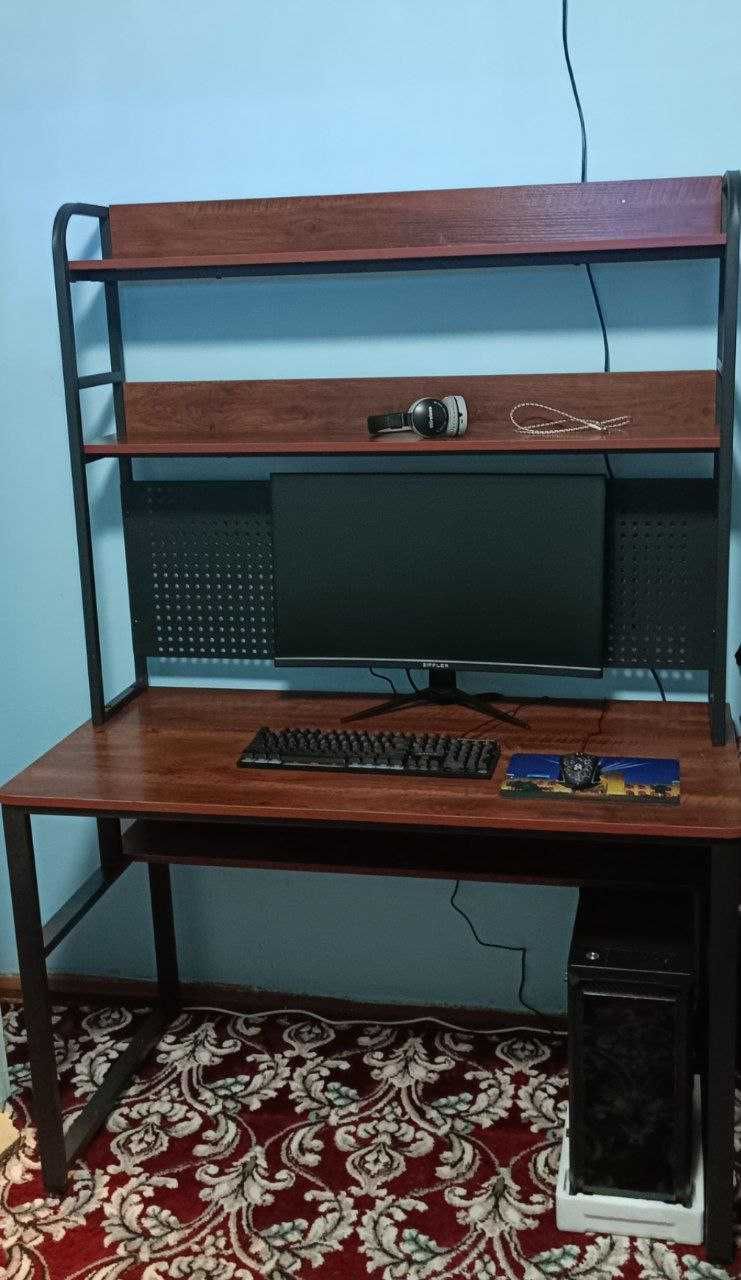 игровой компьютер сотилади.