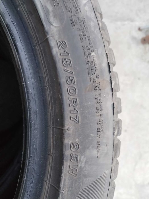 Vând cauciucuri Bridgestone M+S 215 55 R 17