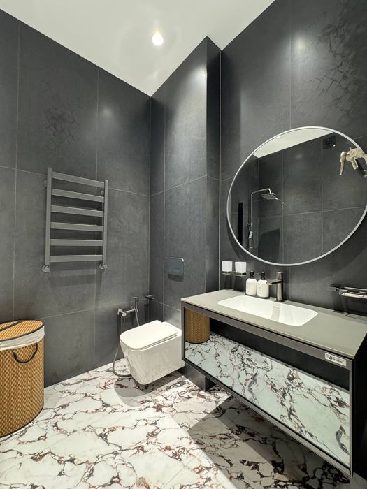 Квартира 4 комнаты,  ЖК Барокко, ор-р: Гидрометцентр, 128 м²