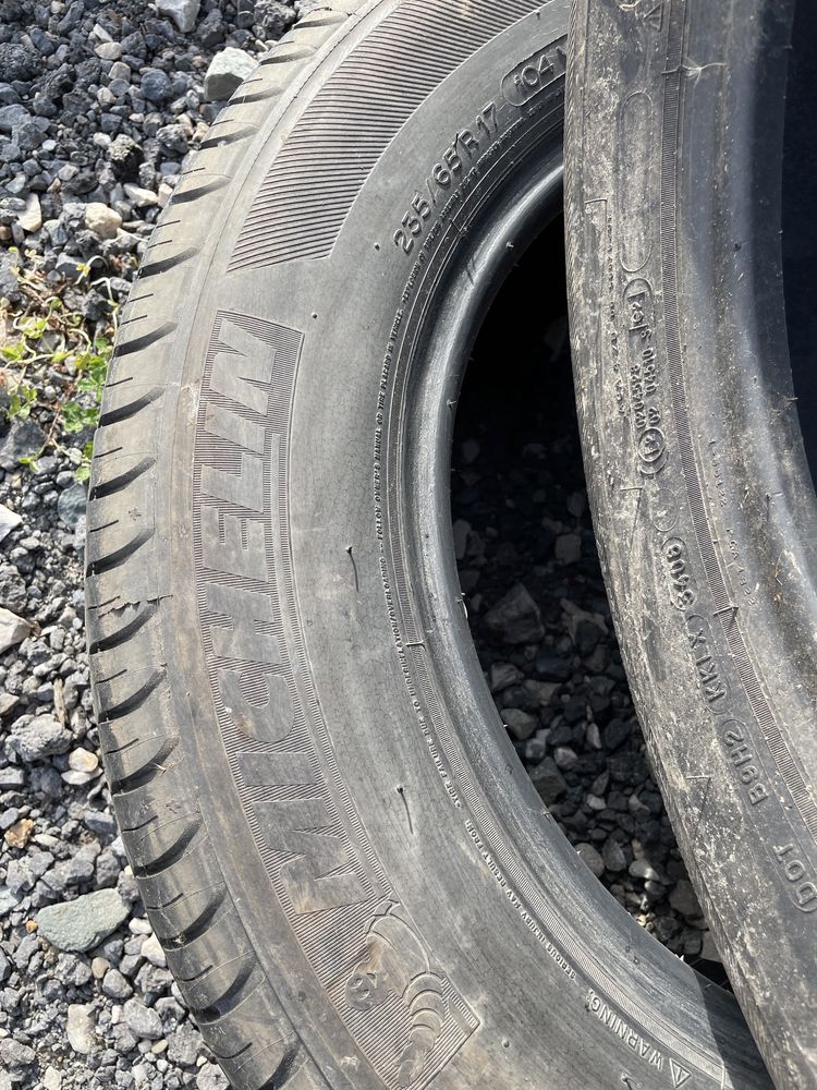 2 anvelope vara 235 65 17 Michelin vara