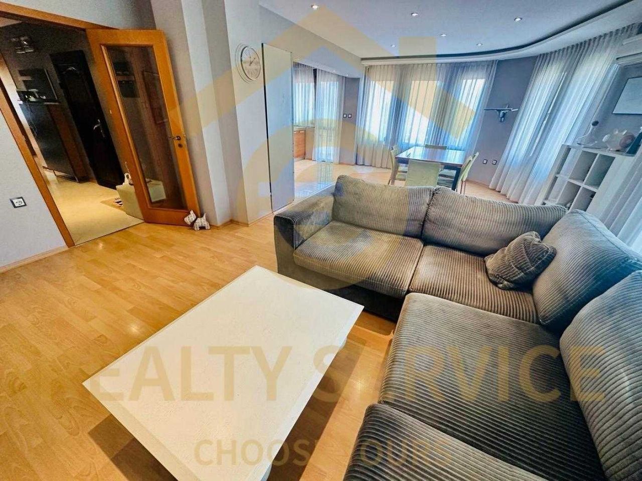 Продава се Тристаен апартамент в к.к. Слънчев бряг - 138 кв.м за 1667 €/кв.м - Снимка #3
