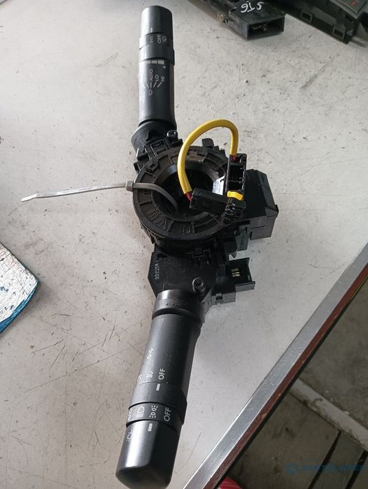 Ansamblu manete SUBARU LEGACY V (BM) [ 2009 - > ] D AWD (EE20Z) 110KW|150HP OEM 27582aj000g