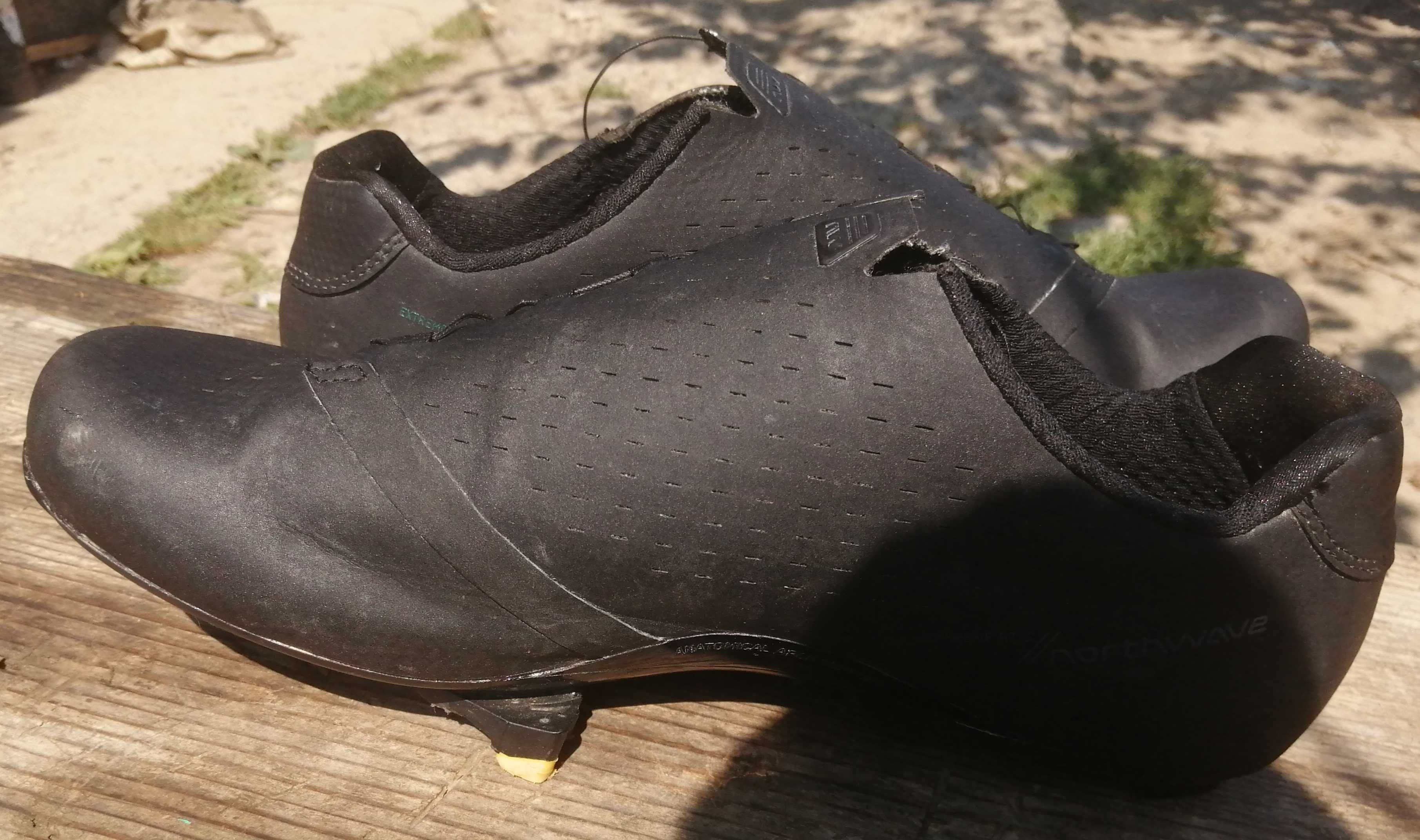 Pantofi de ciclism NORTHWAVE EXTREME GT 3, si pedale Shimano SPD SL