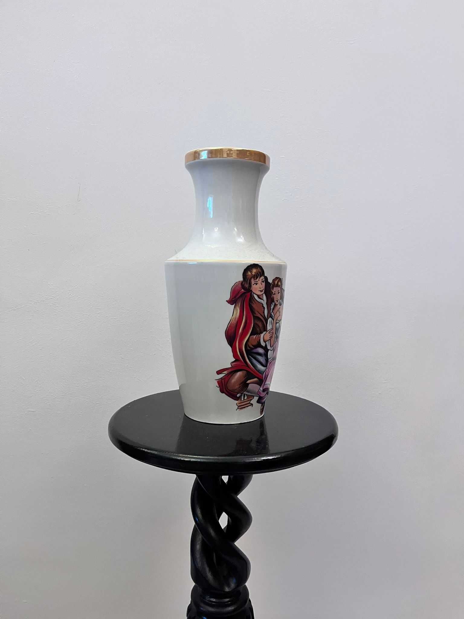 Piesa portelan SANBO ca si Lladro Spania marcata bibelouri bibelou