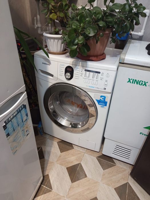 Продам машинку автомат на 6кг