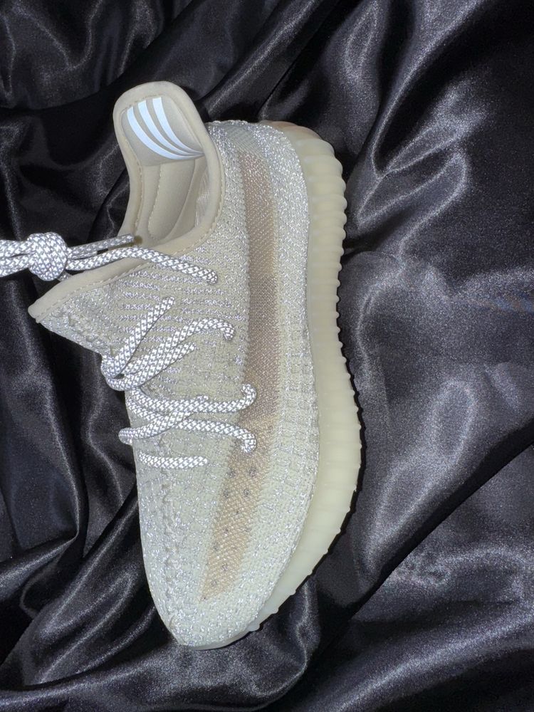 Yeezy 350 White Gypsophila