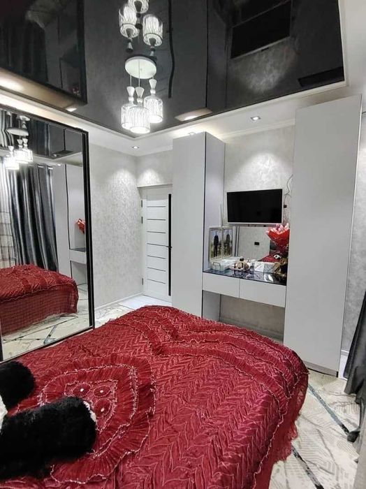 Квартира сотилади