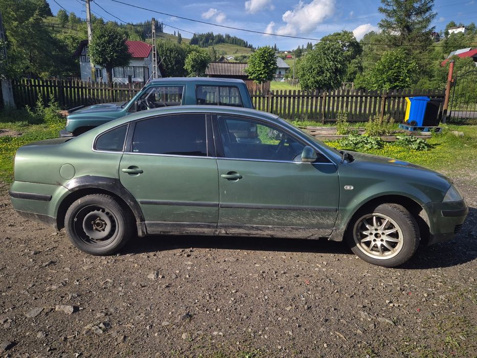 Volkswagen Passat 1.9 TDI – 800negociabil

Vând Volkswagen Passat d