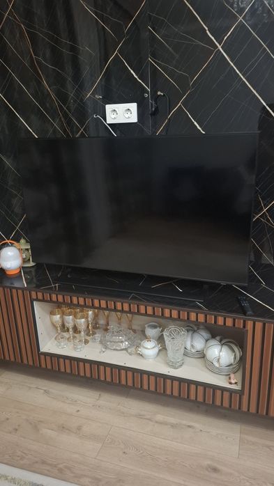 Продам телевизор sumsung на запчасти