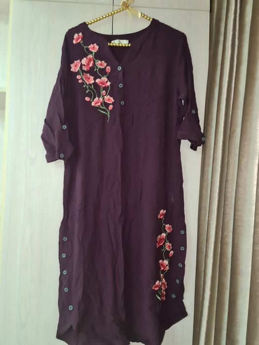 Продается женское платье