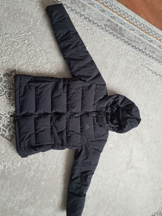 Продам куртку адидас