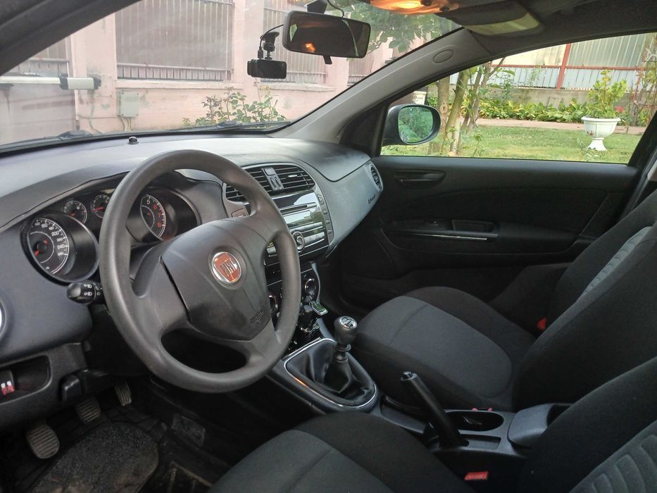 Fiat Bravo 2 – 2009 – 1.4 Benzină – 75800 km. Mașină de familie
